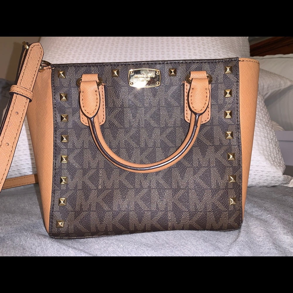 Michael Kors CrossBody